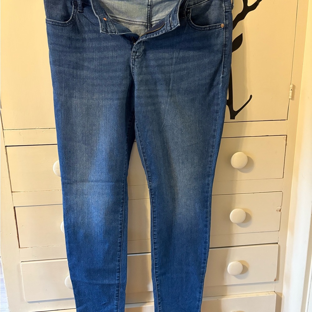 Old Navy Women's Skinny Jeans in Blue